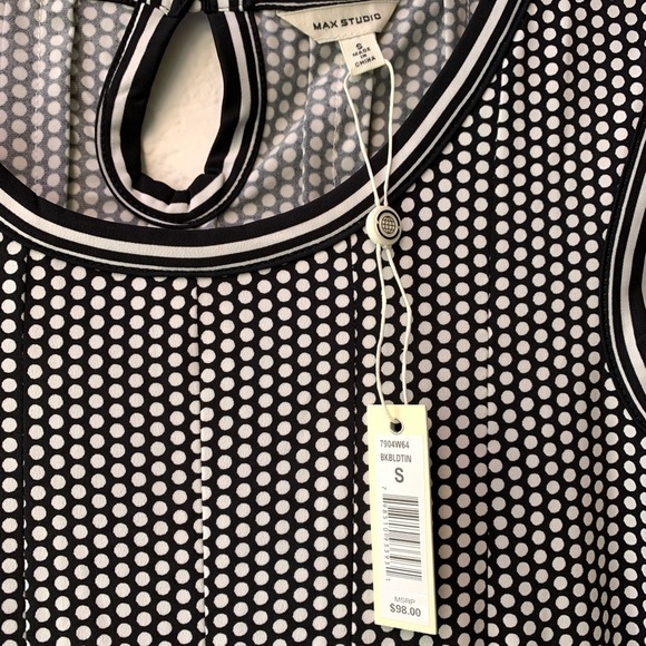 Max Studio Patterned Sleeveless Fit & Flare Dress - Picture 6 of 8